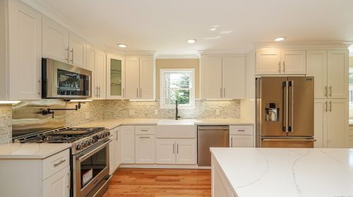 2092 Skipper Ct, North Bellmore NY  11710-3011 exterior