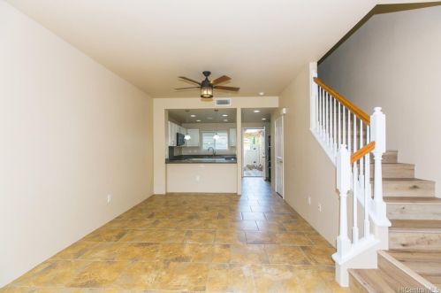530 Kunehi St, Kapolei, HI 96707-2071