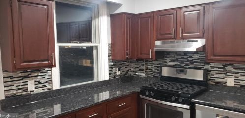 850 Longshore Ave, Philadelphia PA  19111-4423 exterior