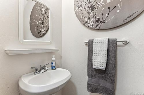 4640 Pagosa Cir, Denver CO 80015-1829 exterior