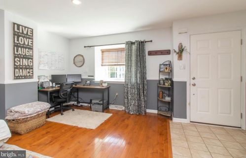 2484 Dragon Cir, Norristown, PA 19403-5103