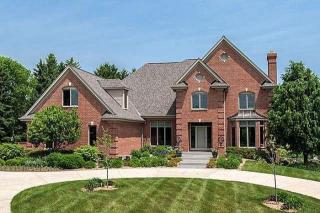 558 Beechwood Dr, Cedarburg, WI 53012-9007