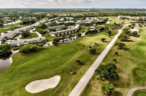 1790 Imperial Golf Course Blvd, Naples FL  34110-1015 exterior