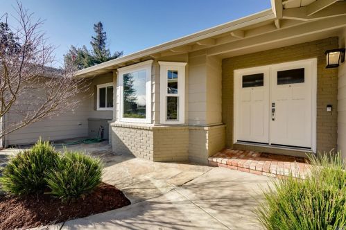 1311 Shady Oak Pl, Santa Rosa, CA 95404-2740