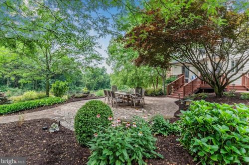 644 Southridge Dr, Navy Sup Dpt PA  17055-6025 exterior