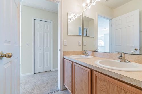 200 Albany Dr, Kissimmee FL 34758-2204 exterior