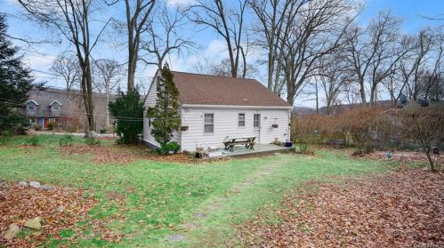 1467 Route 292, Whaley Lake NY  12531-5512 exterior