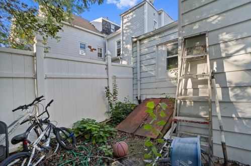 86 19th St, Bayonne NJ  07002-4541 exterior