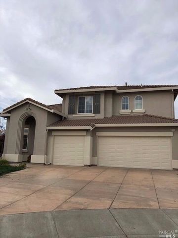 631 Overland Ct, Vacaville CA  95688-8808 exterior