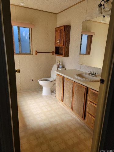 45465 25th St, Lancaster CA 93535-2331 exterior