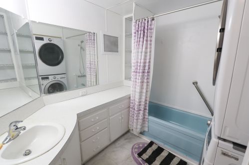 69370 Poolside Dr, Desert Hot Springs CA  92241-8727 exterior