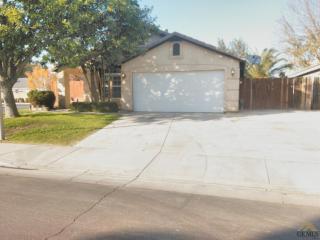 9612 Goshen Ct, Bakersfield, CA 93311-1855