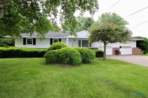 13625 Brindley Rd, Swanton, OH 43558-8739
