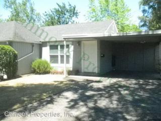 715 21st Ave, Eugene OR  97405-2923 exterior