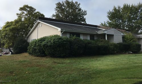 3 River Edge Dr, Bricktown, NJ 08724-1338