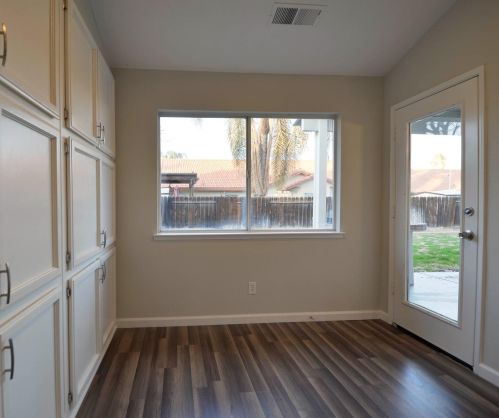 168 Driftwood Ct, Los Banos CA  93635-6302 exterior