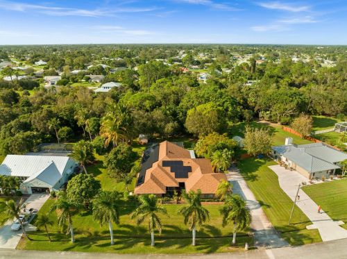 3002 Farley Rd, Fort Pierce, FL 34952-5849