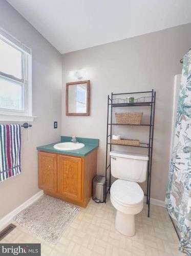 1749 Walnut St, Lansdale PA  19446-1136 exterior