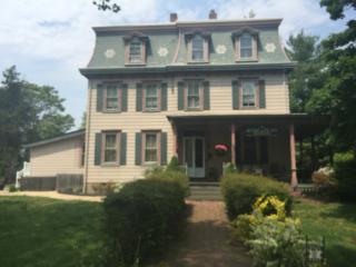 204 Broad St, Riverton, NJ 08077-1303