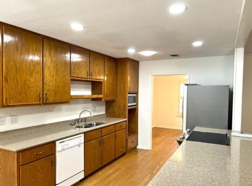 4214 Madrid Dr, Georgetown TX 78628-1306 exterior