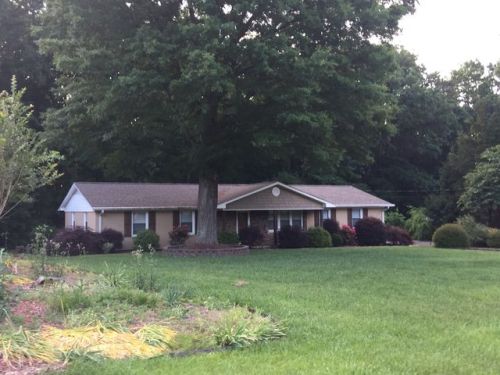 1805 Watmead Rd, Kernersville, NC 27284-8762