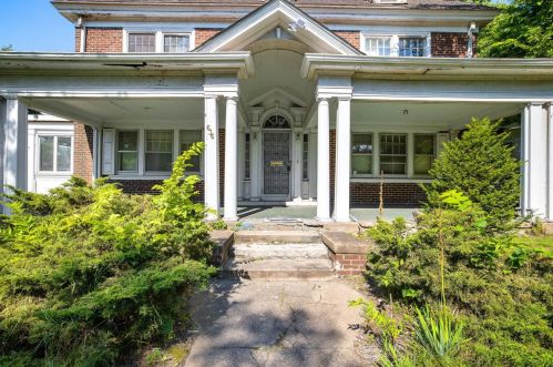 636 Lincoln St, Gary IN  46402-2141 exterior