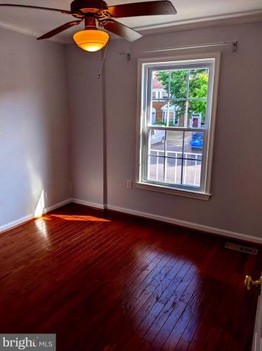 8069 Powderbrook Ln, Springfield VA  22153-2927 exterior
