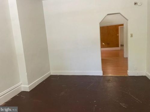 2231 6th St, Harrisburg, PA 17110-2408