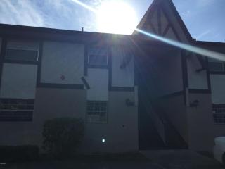 185 Cambridge Ln, Melbourne, FL 32935-3444