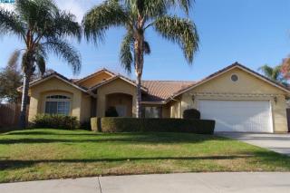 1535 Laguna St, Visalia, CA 93292-9277