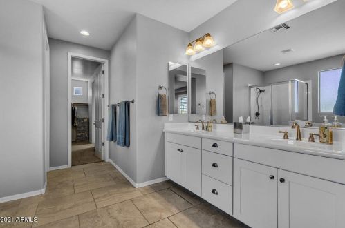 3488 Patrick St, Gilbert AZ 85295-3493 exterior