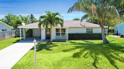 1509 Venus Ave, Jupiter, FL 33469-3110