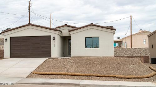 2120 Charing Cross Dr, Lake Havasu City, AZ 86404-1911