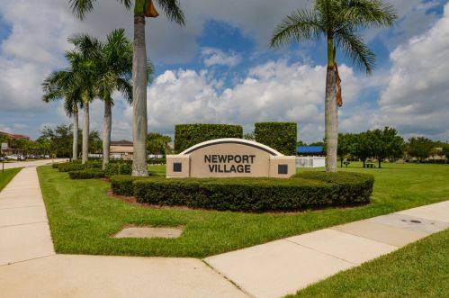 2582 Marshfield Ct, Fort Pierce, FL 34953-4369