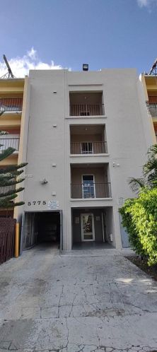 5775 20th Ave, Hialeah, FL 33012-8905