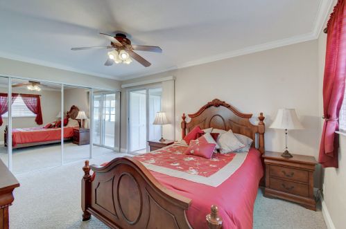 239 Saxony, Delray Beach FL  33446-1842 exterior