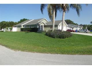 1670 Barber St, Sebastian, FL 32958-6243