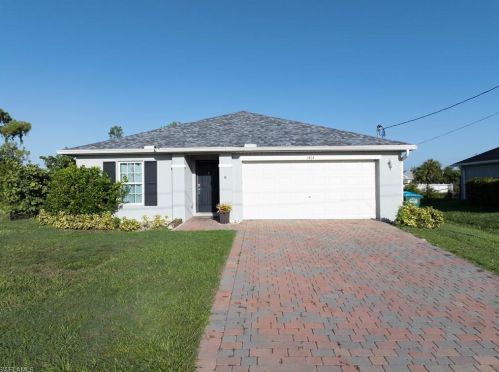 3454 10th Pl, Cape Coral, FL 33909-6406