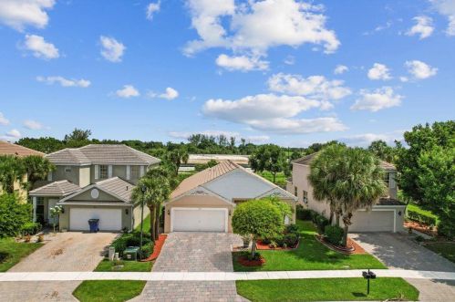 182 Kensington Way, West Palm Beach, FL 33414-4314