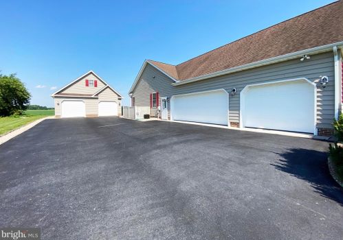 131 Lucky Estates Dr, Harrington DE  19952-6045 exterior