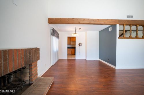 2316 Yosemite Ave, Simi Valley CA  93063-3541 exterior