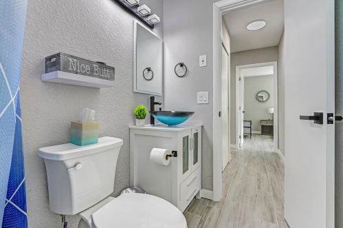 262 12th St, Delray Beach FL  33444-2916 exterior