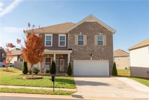 5139 Elementary View Dr, Charlotte, NC 28269-5037