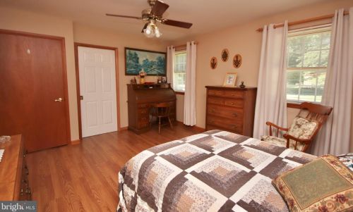 2503 Pennsylvania Ave, West Deptford NJ  08096-4753 exterior