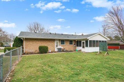 51823 Cheryl Dr, Granger IN exterior