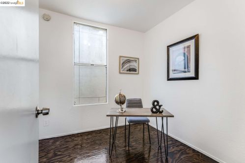 3426 Hannah St, Oakland CA  94608-4024 exterior