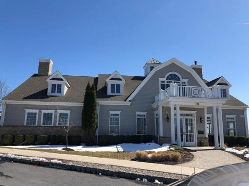 1009 Old Course Ln, Easton PA  18042-6975 exterior