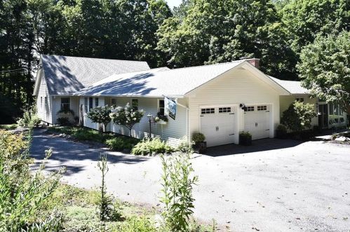 312 Grassy Hill Rd, Lyme CT  06371-3312 exterior