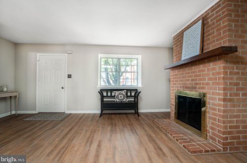 627 Coates Ln, Norristown PA  19406-2558 exterior