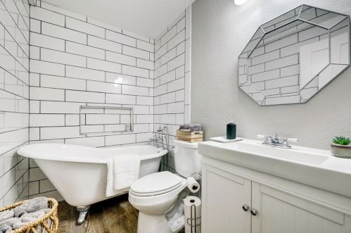 729 Dartmouth Ln, Deer Park TX  77536-6309 exterior